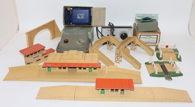 Lot 456 - Large tray containing Dublo controllers and D1...
