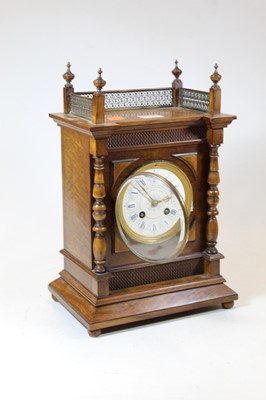 Lot 161 - A late 19th / early 20th century walnut cased...