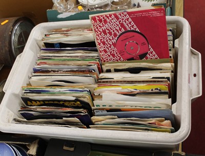 Lot 377 - A collection of assorted 7" singles, to...