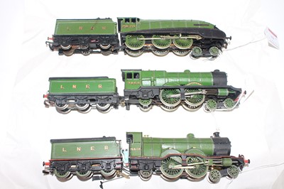 Lot 484 - Three kit built 00 loco and tenders LNER green:...