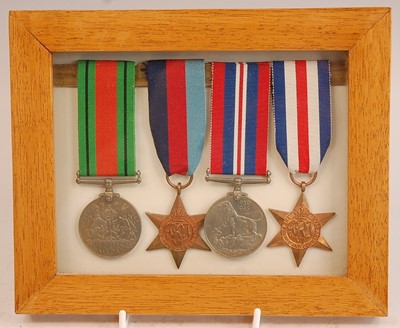 Lot 2144 - A WW I British War medal, naming R.M.A. 14439...