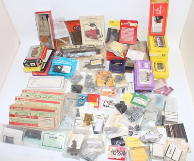 Lot 432 - A very large box full of kits, parts of kits,...