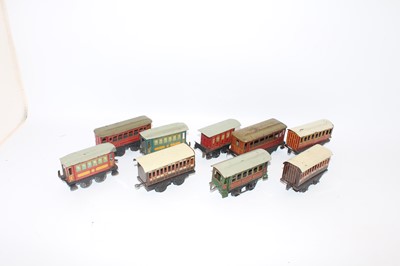 Lot 231 - Small tray containing 9 small 4-wheel coaches,...