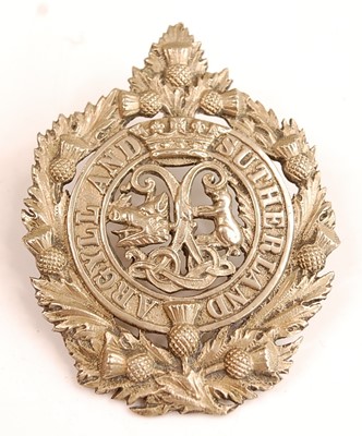 Lot 2209 - A collection of glengarry badges and insignia...