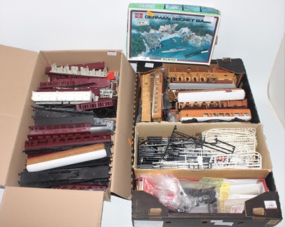 Lot 383 - Two trays of part made kit items including...
