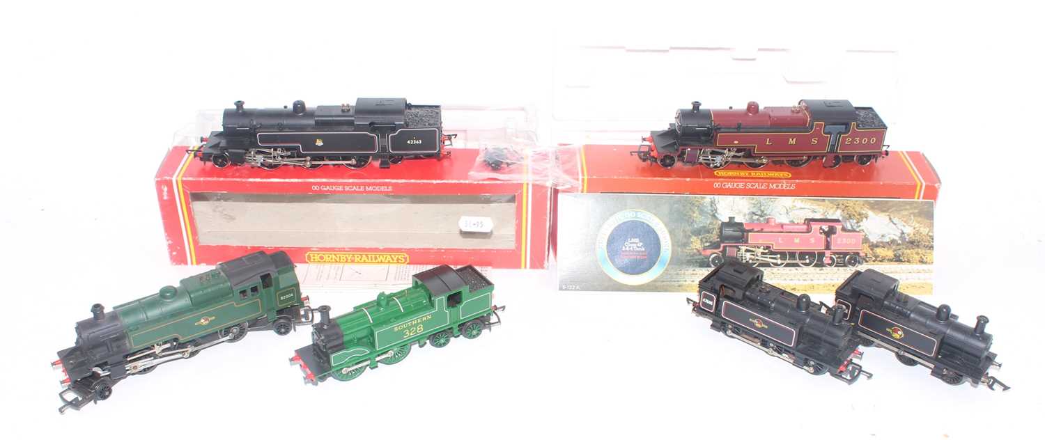 Lot 397 - Six Triang/Hornby tank locos:- R055 Fowler 2-6-...