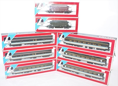 Lot 439 - A collection of Lima 00 gauge boxed coaches...