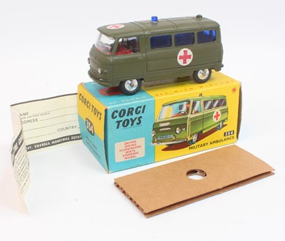 Lot 1032 - A Corgi Toys No 354 Commer Military Ambulance...