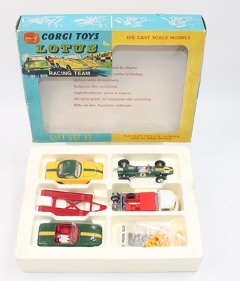 Lot 1104 - A Corgi Toys gift set 37, Lotus Racing Team...