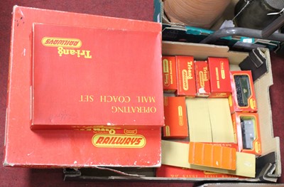 Lot 104 - A collection of Triang 00 gauge model railway,...