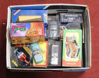 Lot 108 - A box containing a collection of diecast model...