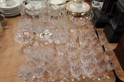 Lot 118 - A large collection of crystal glassware,...