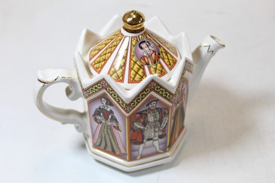 Lot 250 - A Sadler novelty teapot depicting Henry VIII...