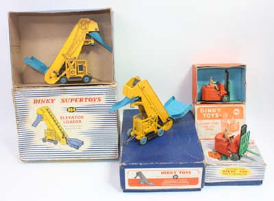 Lot 1858 - A group of 4 boxed Dinky models as follows:...