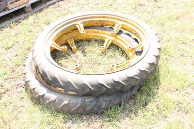 Lot 69 - 1 x pair of Rowcrop Wheels (Complete) (600 x 36)