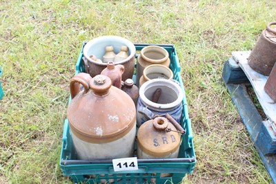 Lot 114 - Qty Stone Jars