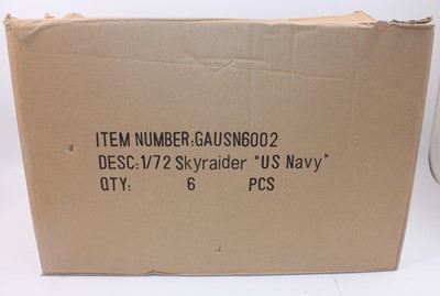 Lot 666 - A Gemini Aces 1/72 scale trade box containing...