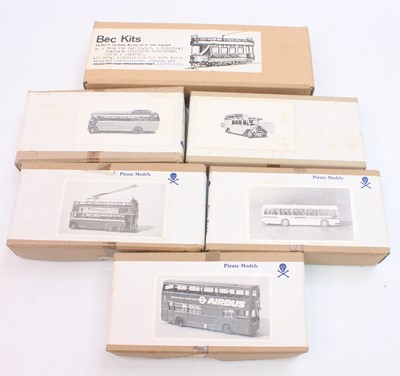 Lot 806 - A group of 6 white metal bus kits as follows :...