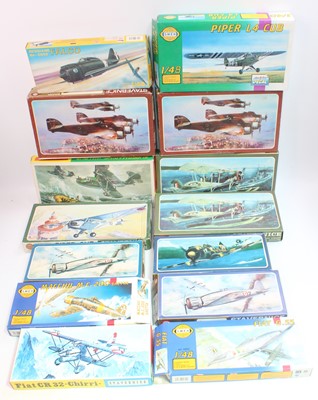 Lot 810 - A group of 14 SMER 1:48th scale kits, some...