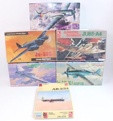 Lot 811 - A group of 6 1:48th scale kits by Hobby craft...