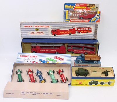 Lot 1431 - One tray of 5 mainly play worn boxed Dinky...