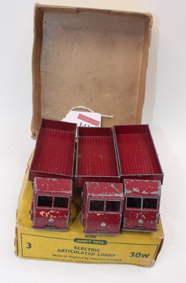 Lot 1434 - Dinky original trade box No.30w Electric...