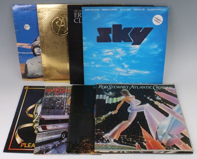 Lot 766 - A collection of assorted mainly 12" vinyl to...