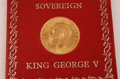 Lot 2033 - Great Britain, 1928 gold full sovereign,...