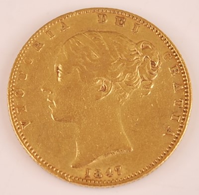 Lot 2007 - Great Britain, 1847 gold full sovereign,...
