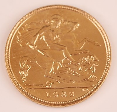 Lot 2067 - Great Britain, 1982 gold half sovereign,...