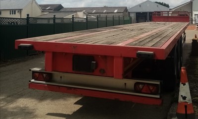 Lot 825 - Montracon 45' Flatbed Trailer, 2005 (C219392)...
