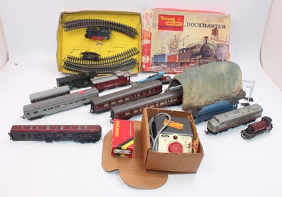 Lot 451 - Triang/Triang Hornby items: RS70 Dockmaster...