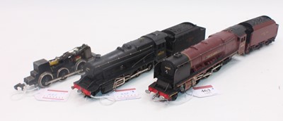 Lot 462 - Two Hornby Dublo 2-rail locos and tenders,...