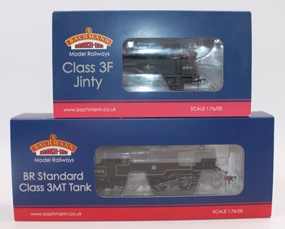 Lot 420 - A Bachmann Branchline boxed locomotive group,...