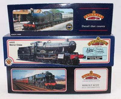 Lot 429 - A Bachmann boxed locomotive group, three...