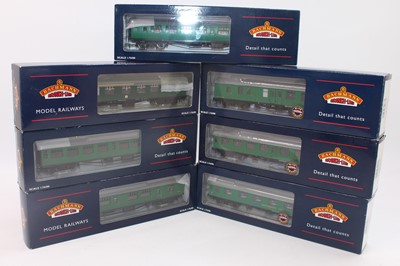 Lot 520 - A Bachmann 00 gauge SR Southern Region boxed...