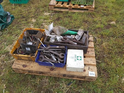 Lot 203b - Pallet of Spanners Tools etc
