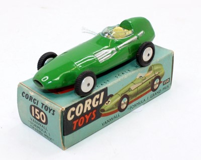 Lot 1161 - Corgi Toys No. 150 Vanwall F1 Grand Prix...