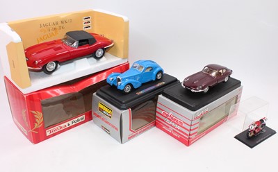 Lot 2118 - A group of 4 boxed models as follows: 1:16...