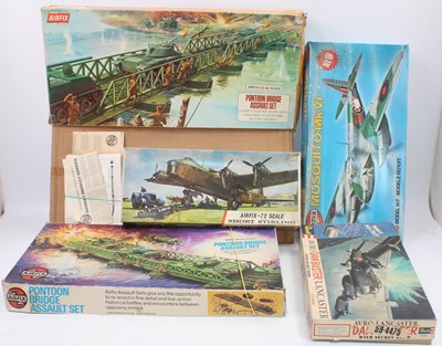 Lot 829 - Airfix group of models to include two pontoon...