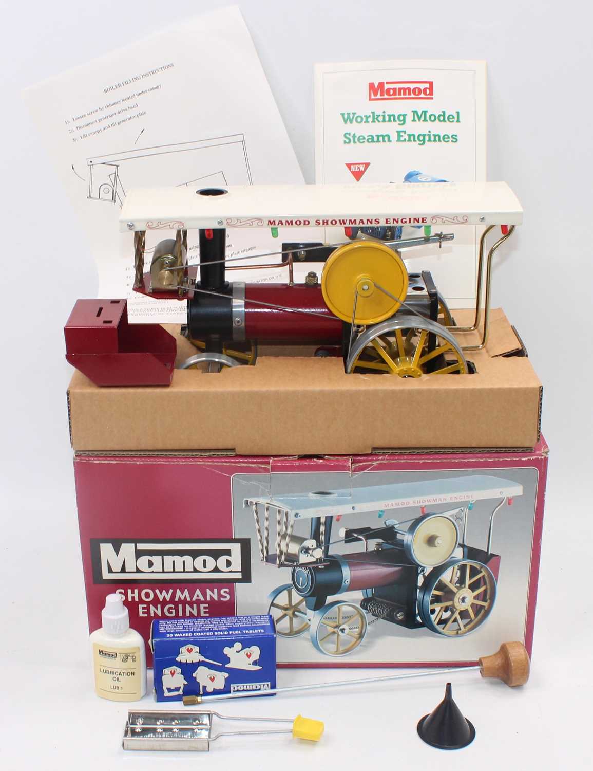 Lot 2 - A Mamod live steam showman's engine housed in...