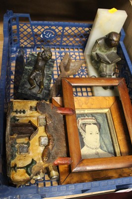 Lot 121 - A collection of miscellaneous items to include...