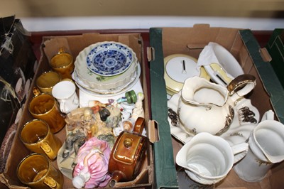 Lot 125 - A collection of miscellaneous items to include...