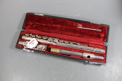 Lot 166 - A Sapphire by Rosetti of London flute in...