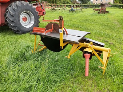 Lot 280 - Tractor Mounted Saw Bench