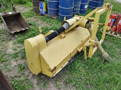 Lot 152 - Tractor Mounted Road Brush