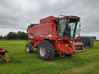 Lot 295 - 18ft Case 2388 Combine Harvester with Straw...