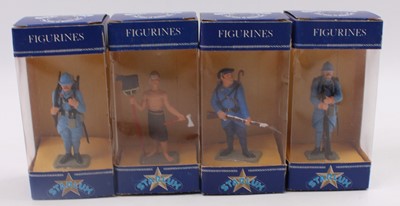 Lot 1629 - A Starlux plastic military figure group, four...