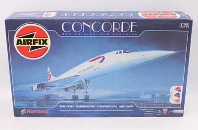 Lot 823 - An Airfix 1/72 scale Concorde plastic aircraft...