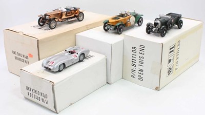 Lot 2138 - A group of 4 Franklin Mint boxed diecast...